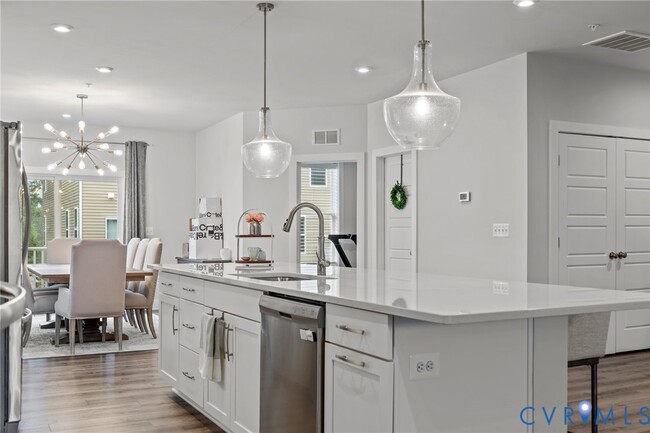 Photo - 2628 Lassen Pl