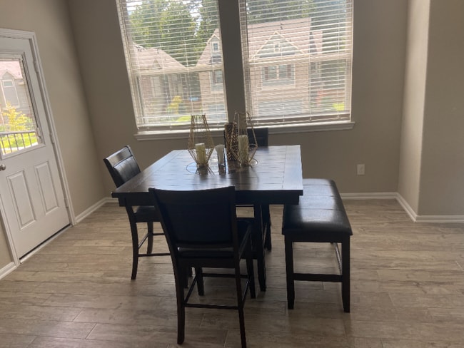 Photo - 4306 Foggy Creek Ln