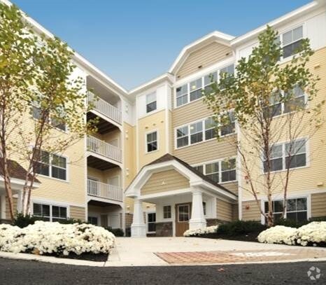 Edgewood Apartments - Edgewood Apartments