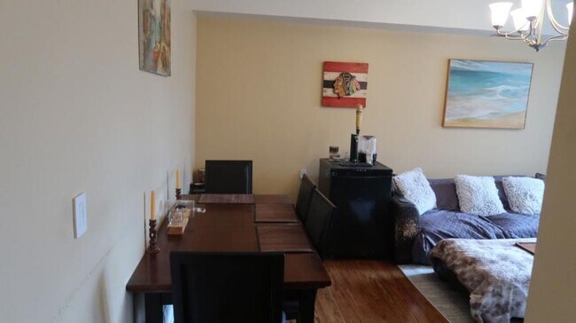 Photo - 2 bedroom in Chicago IL 60618 Unit 2B