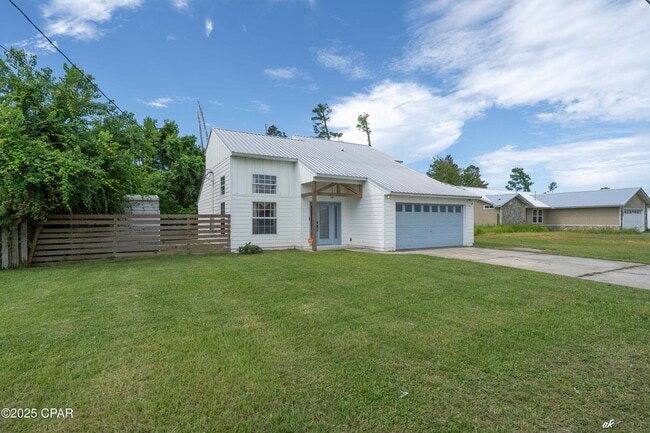 Photo - 6226 Wallace Rd