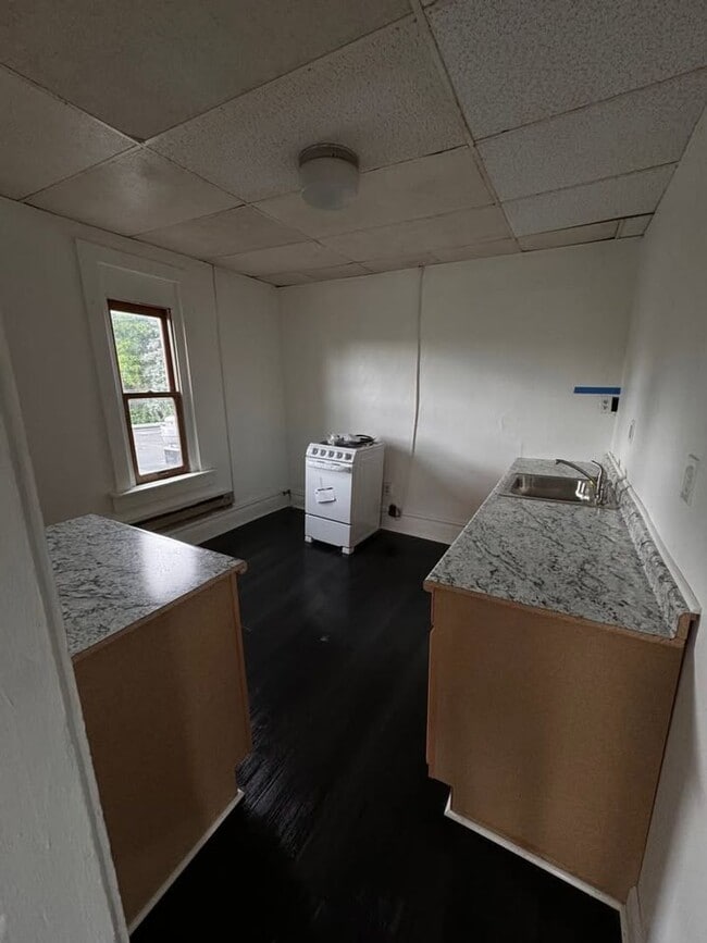 Photo - Bessemer Ave Apartments For Rent Unit Apt #8