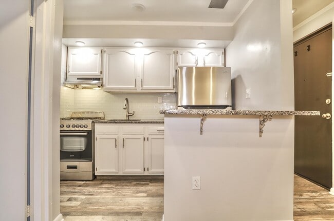 Photo - 1715 John F. Kennedy Blvd Unit 5D