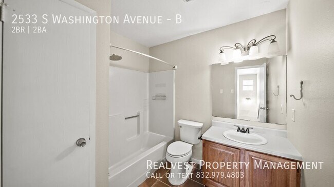 Photo - 2533 S Washington Ave Unit B