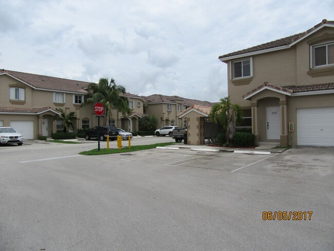 Photo - 2308 SE 23rd Ter