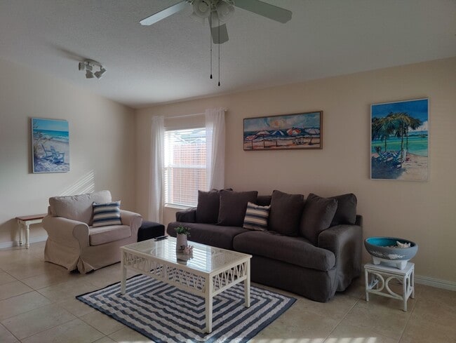 Photo - 5795 SE Mitzi Ln