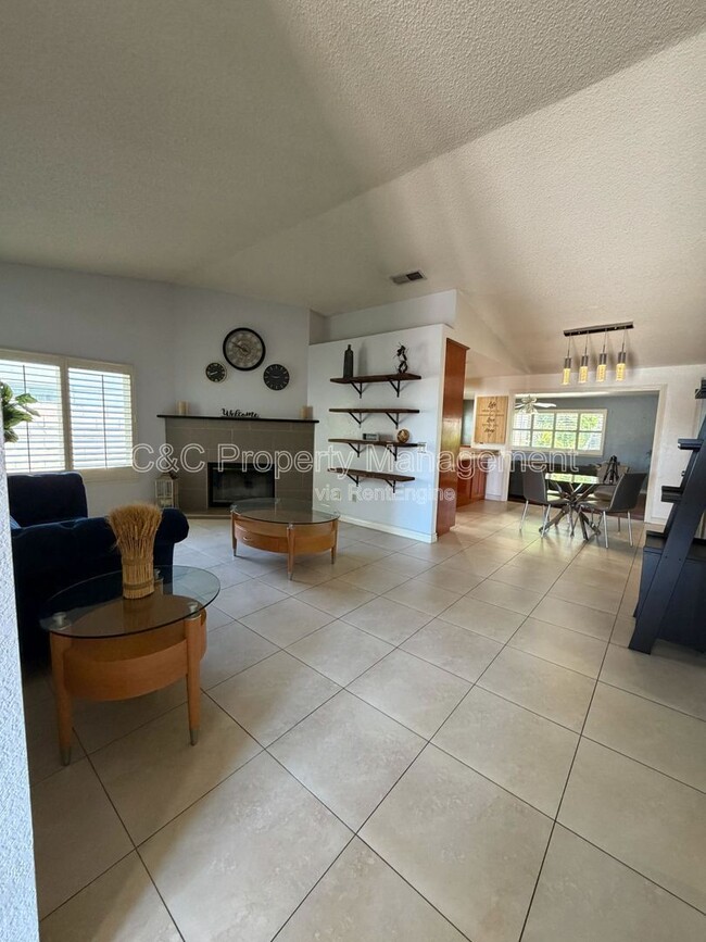 Photo - 18120 Raymond Ct