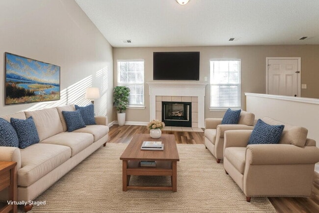 Photo - 2431 Fabyan Ln