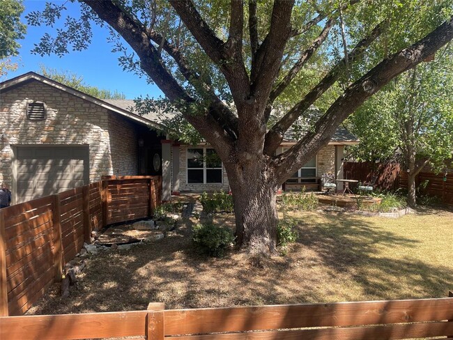 Photo - 2404 N Shields Dr