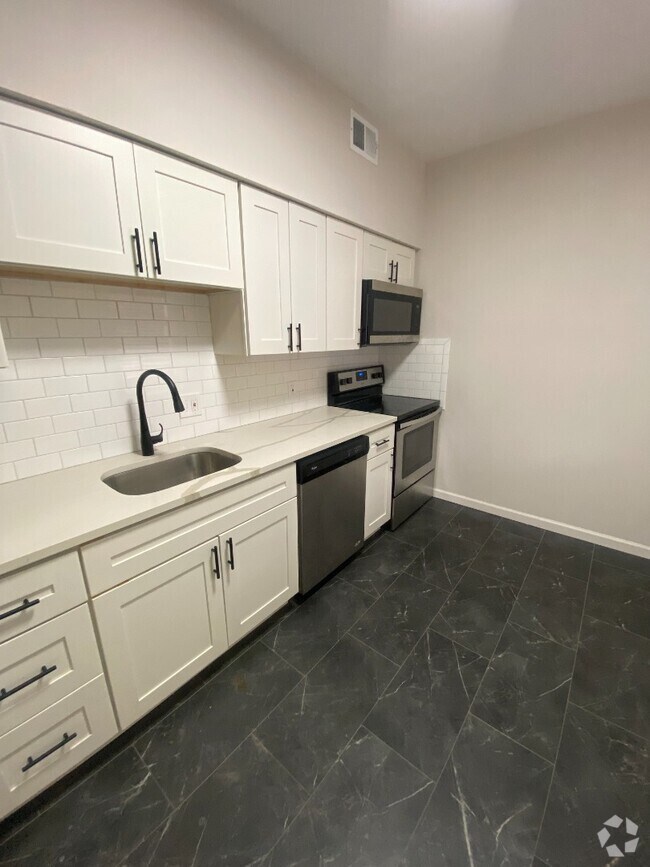 Building Photo - 5535-32 Pershing Ave Unit 5535-32 Pershing Ave Rental