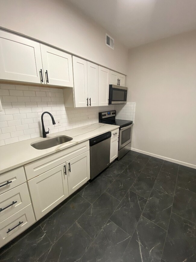 5535-32 Pershing Ave - 5535-32 Pershing Ave Condo Unit 5535-32 Pershing Ave