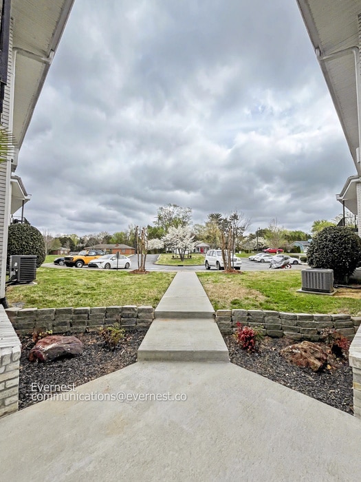 Photo - 613 Hillsboro Rd Unit APT B27