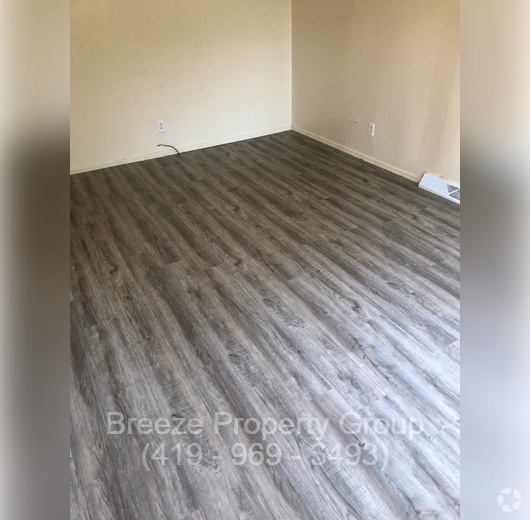 Building Photo - 2074 Price St Rental
