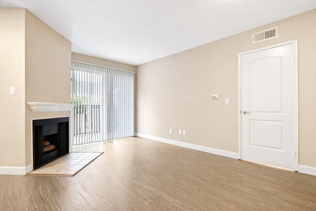 Tremont Apartments | 514 S Catalina St