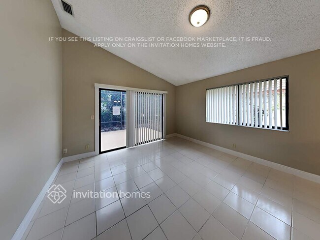 Photo - 4036 NW 5th Dr