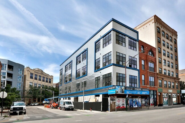 Photo - Brand New Jr 1 Bed in Wicker Park. 12' Cei... Unit 202