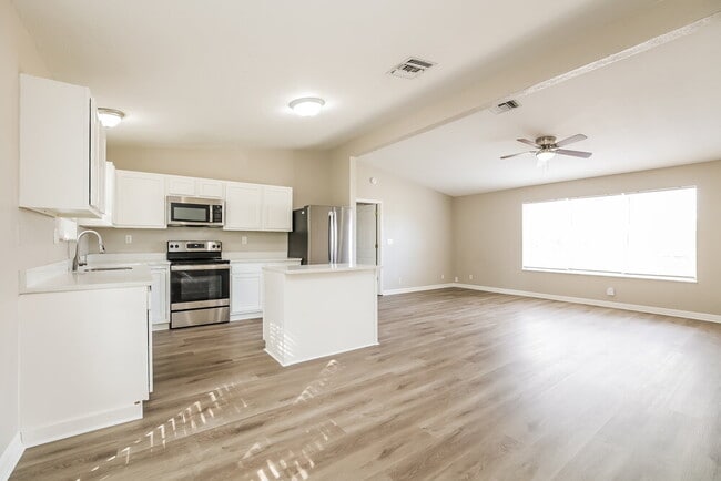 Photo - 2216 Leda Ave S