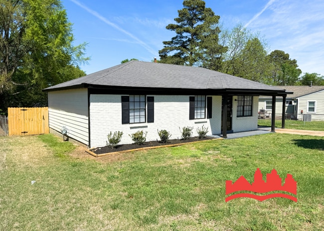 Photo - 172 Loraine Rd