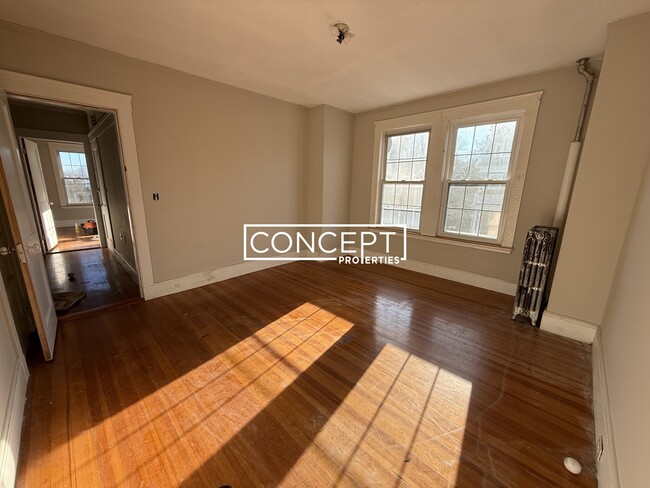 Photo - 8 Seymour St Condo Unit 2CP