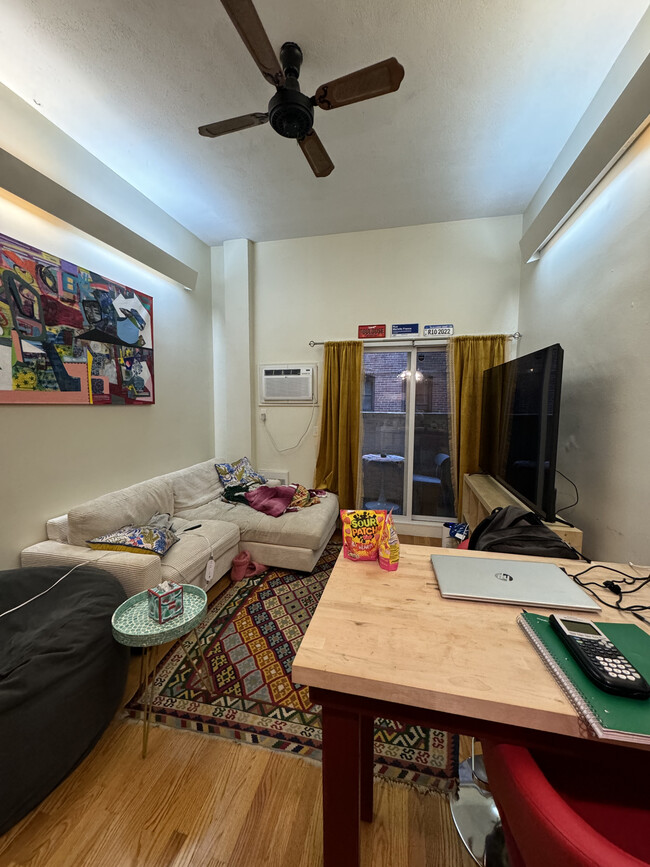 Photo - Symphony Apartments