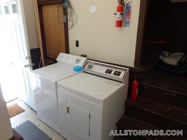 Photo - 57 Riverdale St Unidad 1