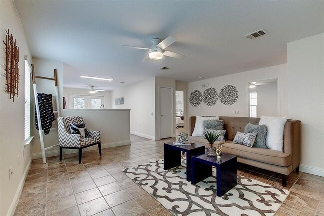 Photo - 7107 Alegre Pass