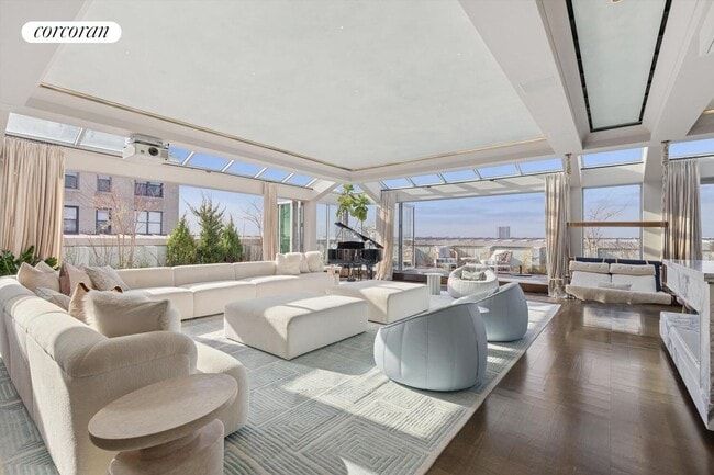 Photo - 190 Riverside Dr