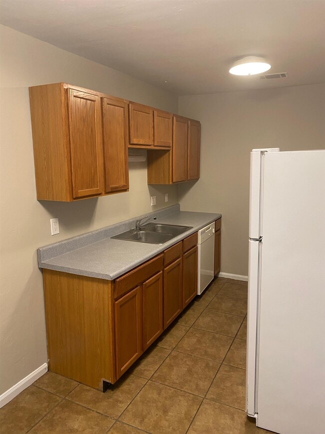 Photo - 106 Dixie Dr