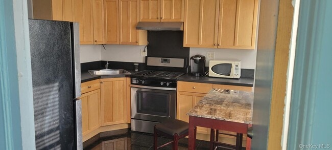 Building Photo - 194 Jericho Tpke Unit 3