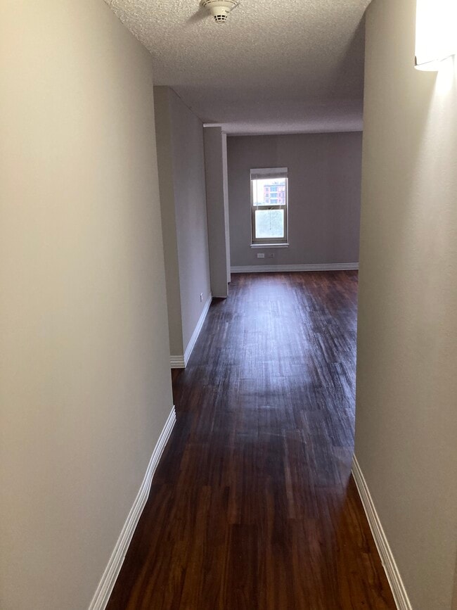 Photo - 755 N Wells St Unit 2