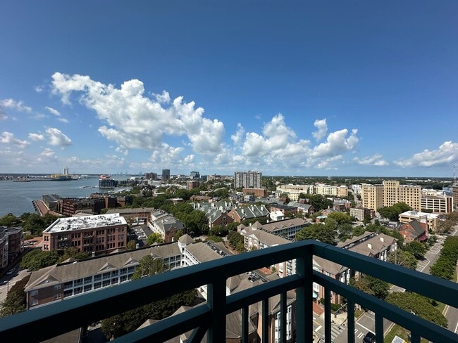 Photo - Spectacular Penthouse Condo in Downtown No... Unit 1507