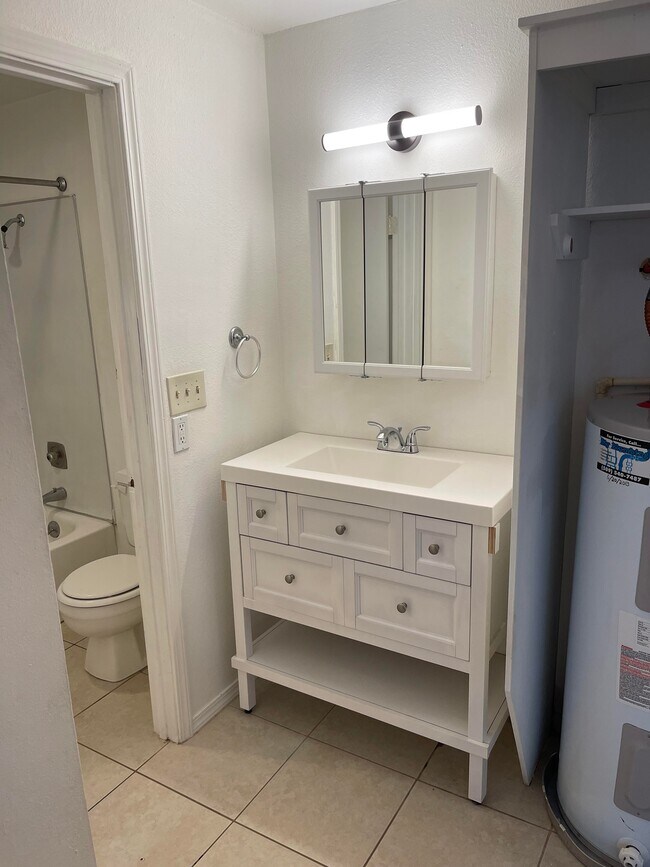 Photo - Preston Apartments Unit G