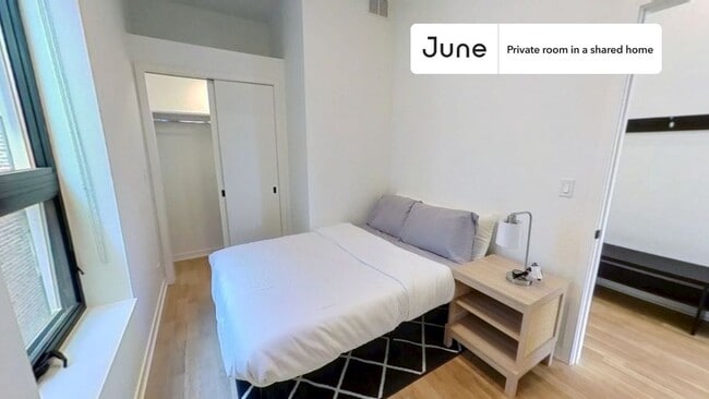 Private bedroom in 4 bed/3 bath Home - Private bedroom in 4 bed/3 bath Home