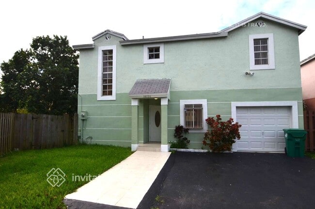 Building Photo - 14736 SW 92nd St