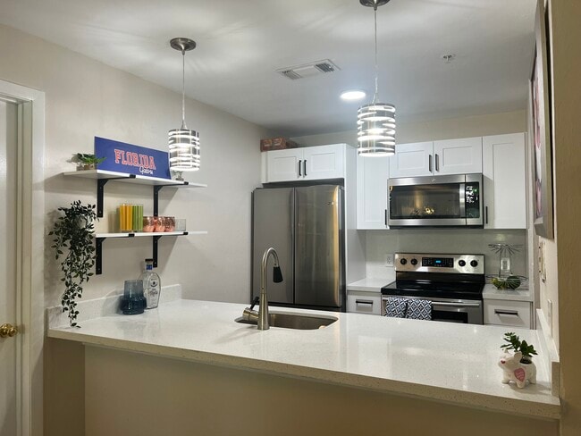 Photo - 3800 SW 20th Ave