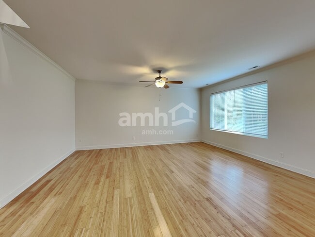 5823 Parkstone Drive