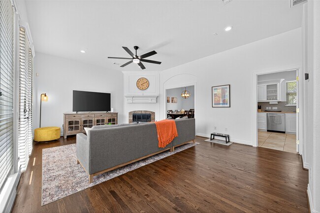 Photo - 1505 Wentworth St