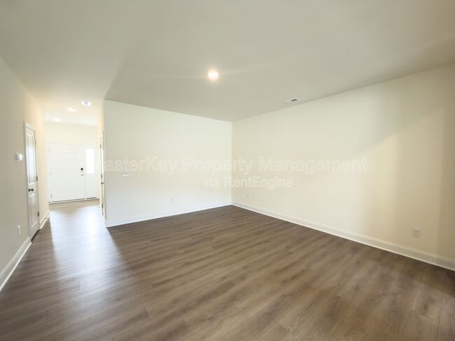 Photo - 74 Bloodroot St