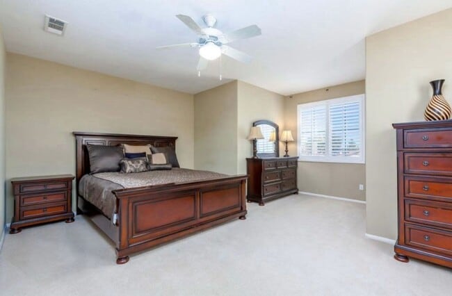 Photo - 6882 Contes St