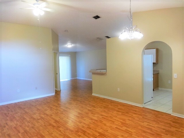 Photo - 11323 Camus Ln