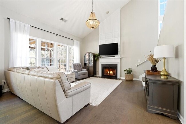 Photo - 943 Bendleton Dr