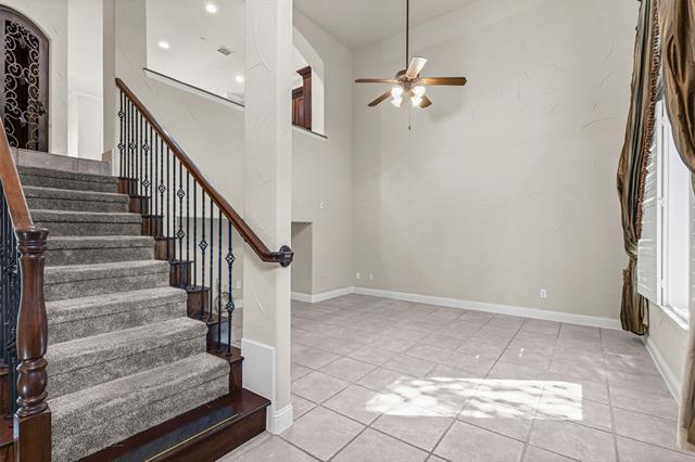 Photo - 5717 Lunsford Rd