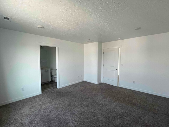 Photo - 8595 W Bowie Dr