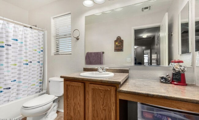 Photo - 942 S Deerfield Ln