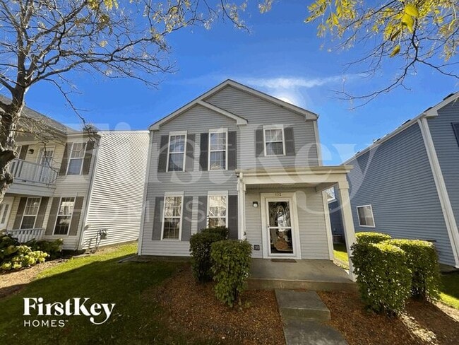 Building Photo - 932 Symphony Dr