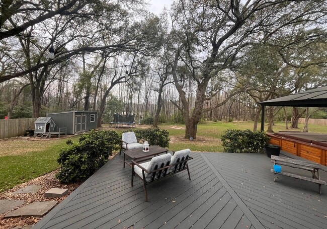 Photo - 4004 Millwright Way