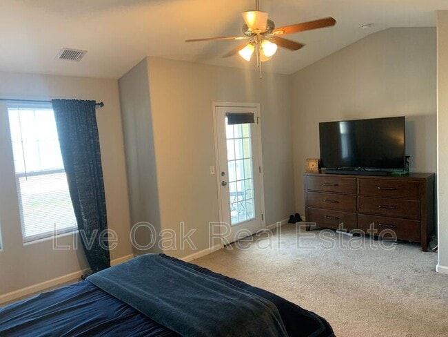 Photo - 1005 E Ocean View Ave