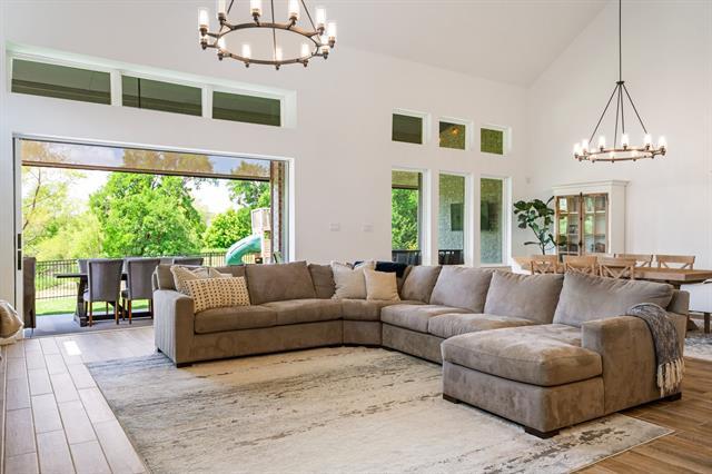 Photo - 8609 Autumn Lake Trl