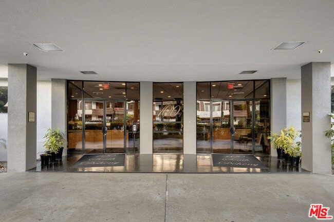 Photo - 100 S Doheny Dr Unidad 805