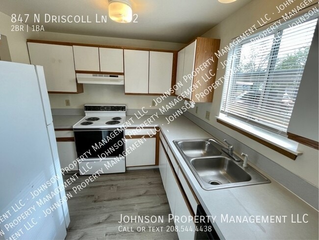Photo - 847 N Driscoll Ln Unit 102